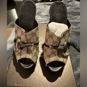 Authentic Gucci Beige/Brown GG Canvas and Leather Icon Bit Platform Clogs